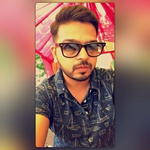 Meet your Posher, Sanket